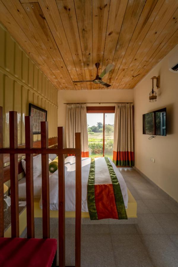 Tree Of Life Ecotainers Agra Hotel Agra  Exterior photo
