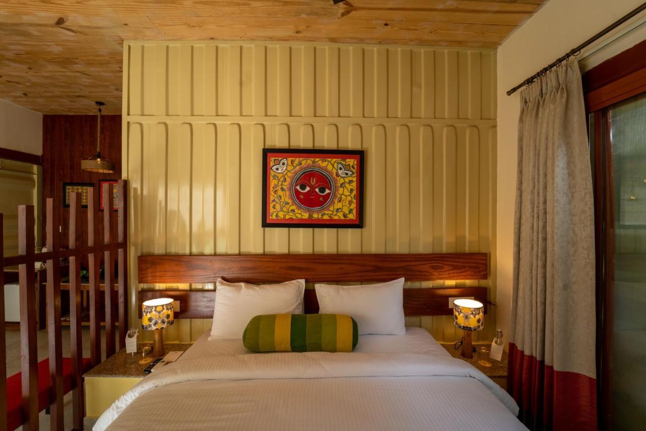 Tree Of Life Ecotainers Agra Hotel Agra  Exterior photo