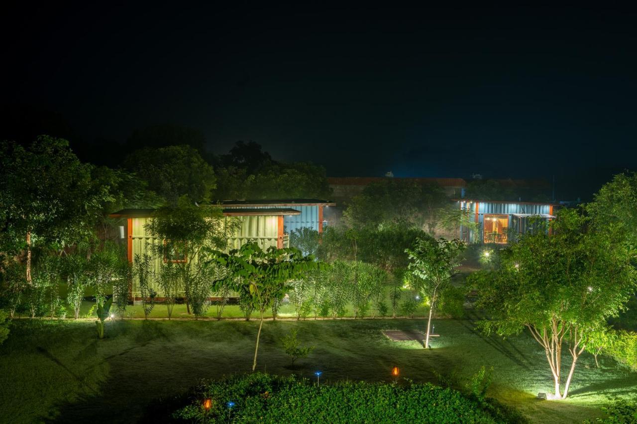 Tree Of Life Ecotainers Agra Hotel Agra  Exterior photo